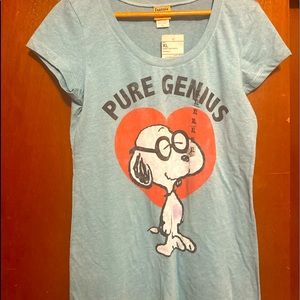 Peanuts snoopy tshirt